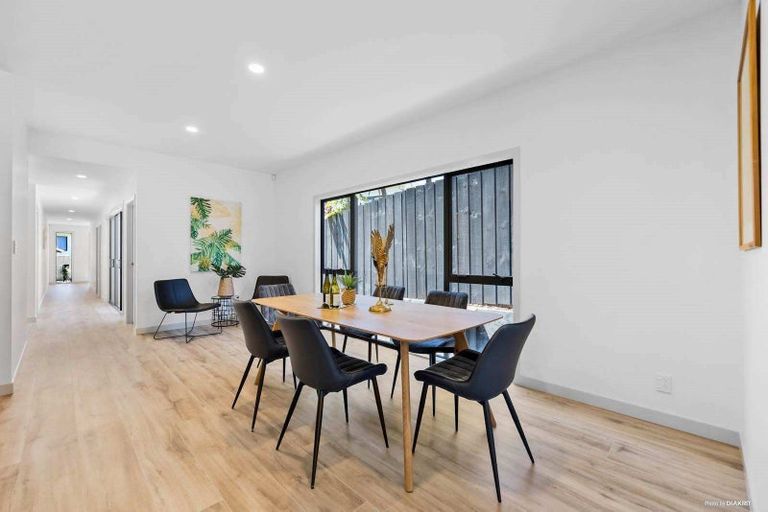 Photo of property in 43b Centorian Drive, Windsor Park, Auckland, 0632