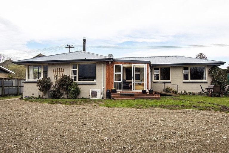 Photo of property in 27 Roseness Street, Palmerston, 9430