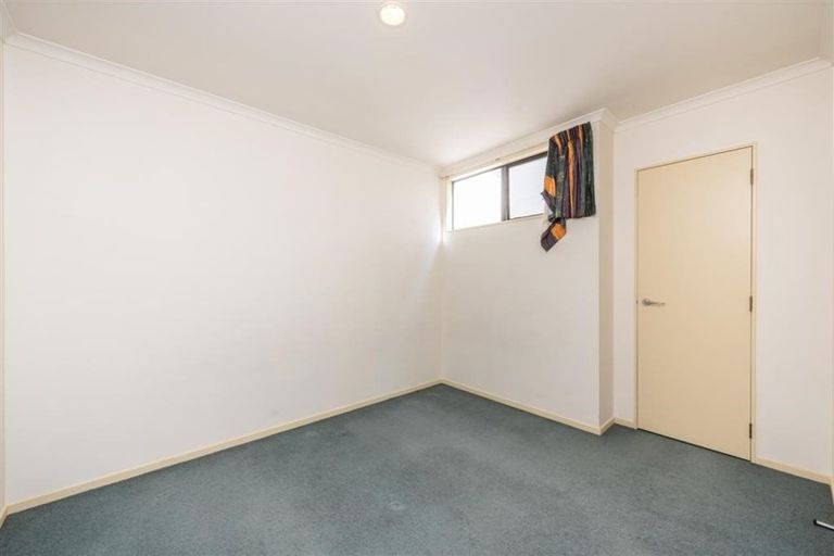 Photo of property in 19 Ballantrae Place, Thorndon, Wellington, 6011