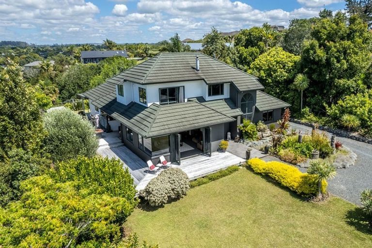 Photo of property in 28 Skudders Beach Road, Kerikeri, 0294