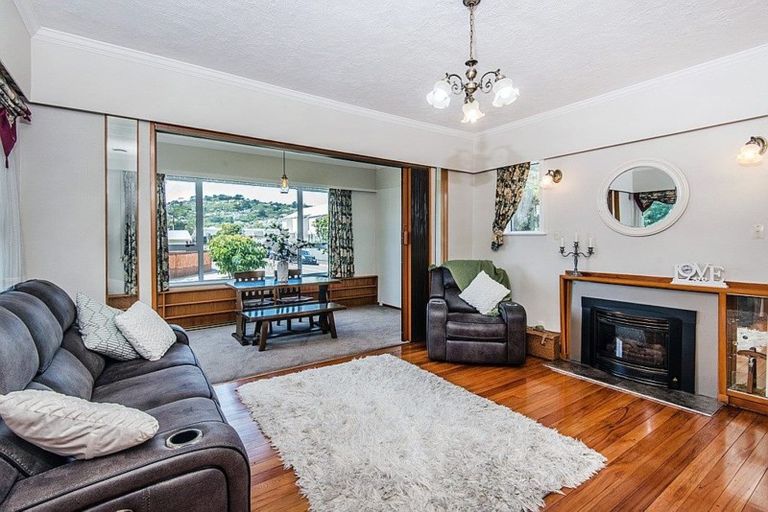 Photo of property in 1 Earp Street, Johnsonville, Wellington, 6037