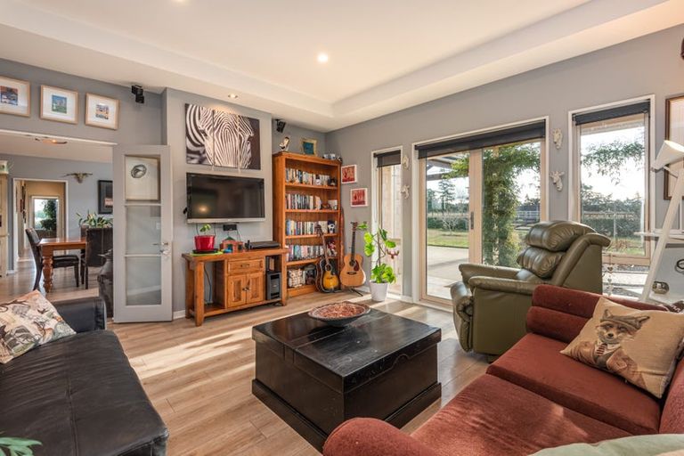 Photo of property in 270 Barkers Road, Loburn, Rangiora, 7472