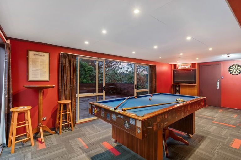 Photo of property in 16 Kashmir Road, Glen Eden, Auckland, 0602