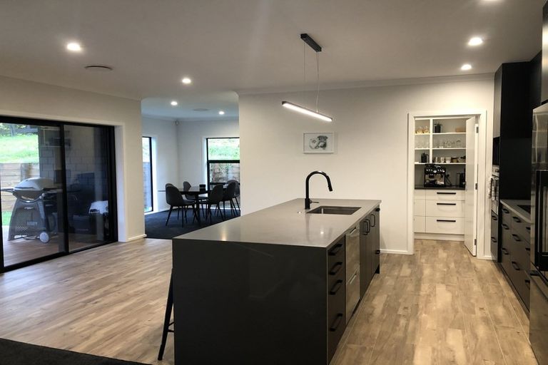 Photo of property in 3 Stoneleigh Grove, Paraparaumu, 5032