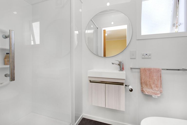 Photo of property in 24 Norrie Avenue, Raglan, 3225