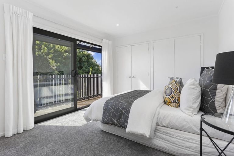 Photo of property in 13 Davita Place, Farm Cove, Auckland, 2012