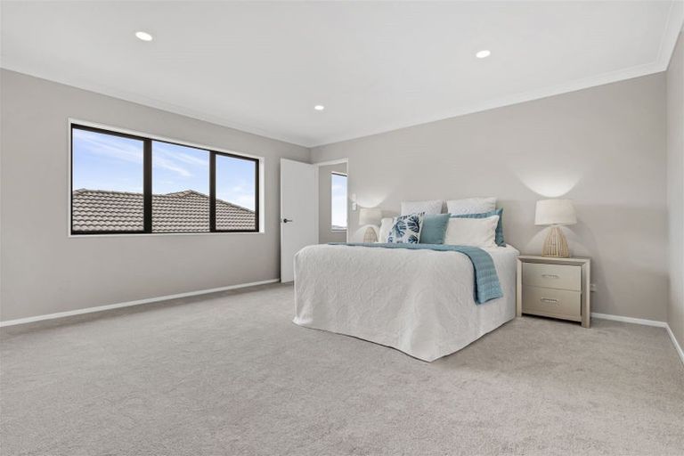 Photo of property in 5 Elevation Street, Flat Bush, Auckland, 2019