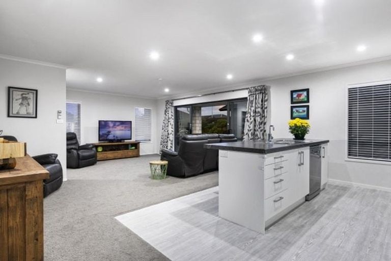 Photo of property in 20a Tuaia Street, Pyes Pa, Tauranga, 3112