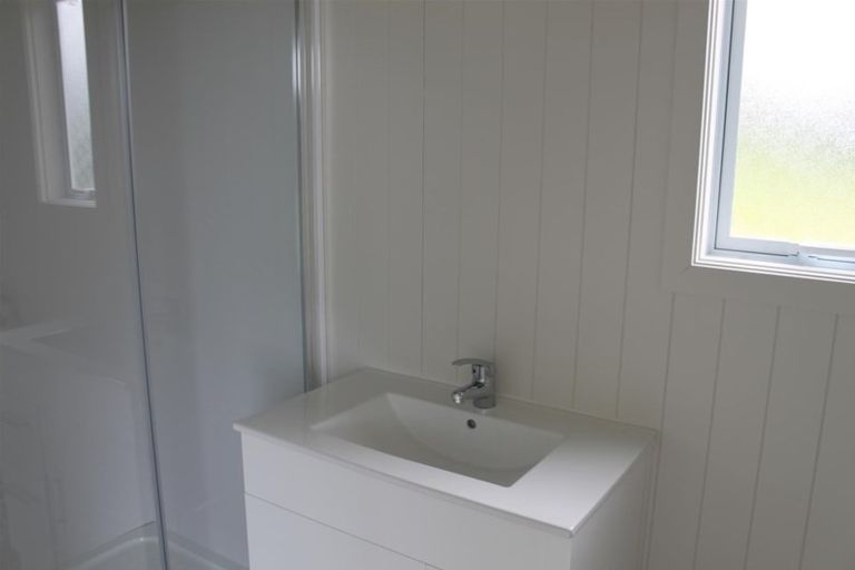 Photo of property in 79 Gorge Road, Maungaturoto, 0520