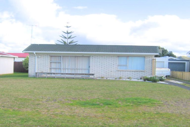 Photo of property in 303 Barrowclough Road, Whangamata, 3620