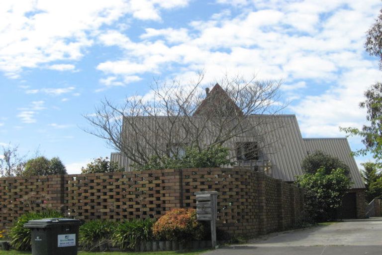 Photo of property in 6 Woodglen Drive, Woodend, 7610