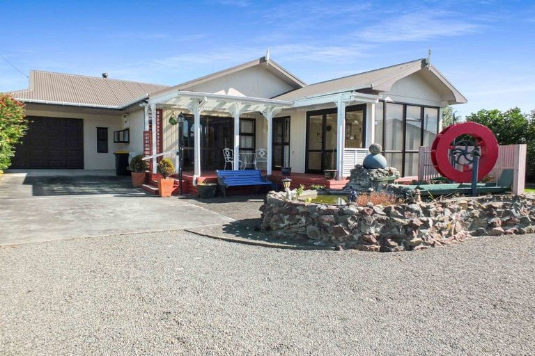 Photo of property in 22 Shortt Street, Foxton Beach, Foxton, 4815