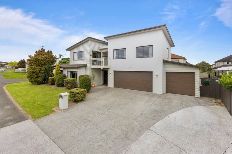 Photo of property in 28 Malahide Drive, Flat Bush, Auckland, 2019