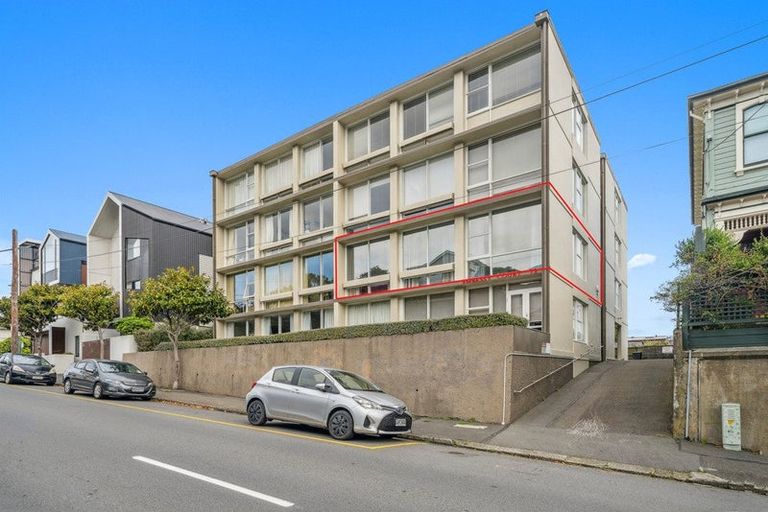 Photo of property in Embassy Court, 72 Brougham Street, Mount Victoria, Wellington, 6011