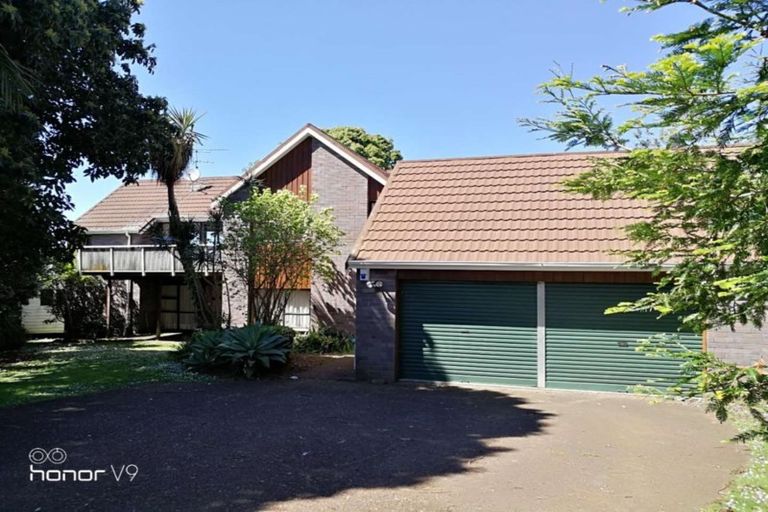 Photo of property in 58 Marywil Crescent, Hillcrest, Auckland, 0627