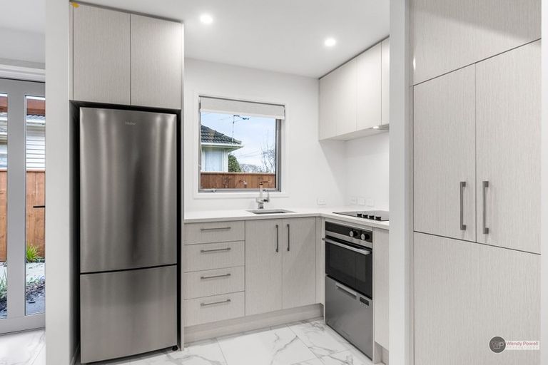 Photo of property in 3/318 Oxford Terrace, Avalon, Lower Hutt, 5011