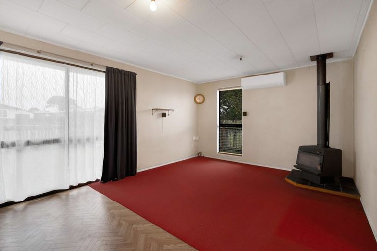 Photo of property in 6 Trimble Place, Bell Block, New Plymouth, 4312