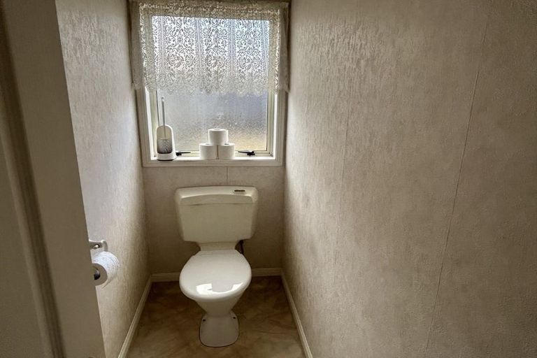 Photo of property in 33 Bartholomew Drive, Nawton, Hamilton, 3200