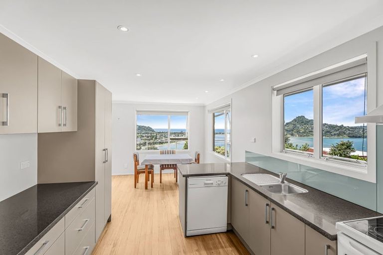Photo of property in 5 Pine Grove, Tairua, 3508