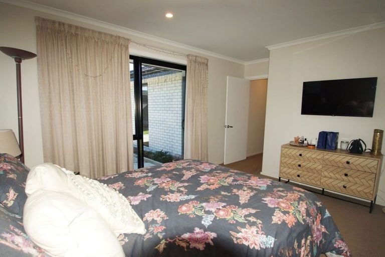 Photo of property in 25 Bill Harvey Drive, Halswell, Christchurch, 8025