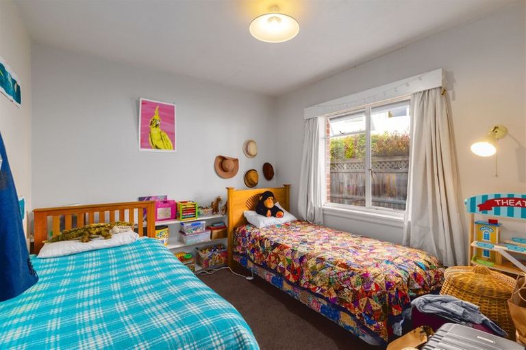 Photo of property in 22 Makora Street, Fendalton, Christchurch, 8041