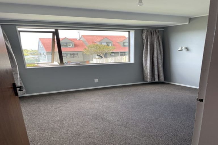 Photo of property in 5 Birla Terrace, Broadmeadows, Wellington, 6035
