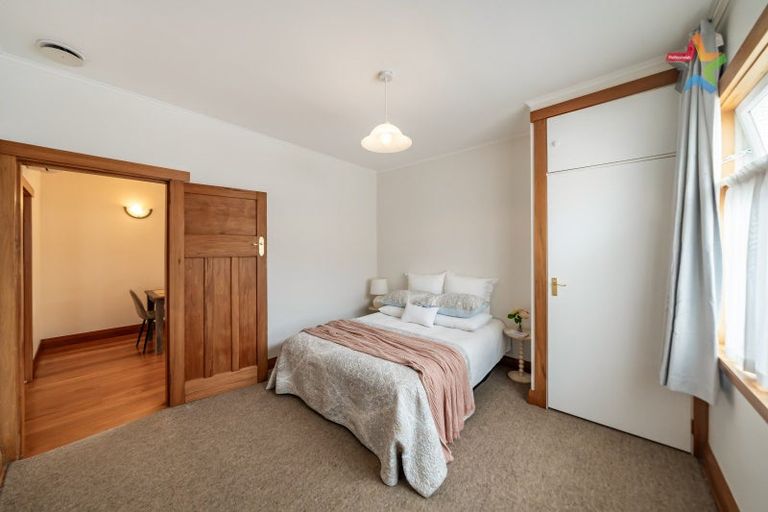 Photo of property in 21 Central Terrace, Alicetown, Lower Hutt, 5010