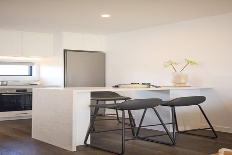 Photo of property in 76 Te Puketoka Lane, Mangere, Auckland, 2022