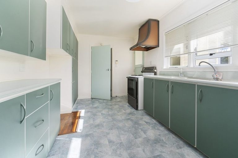 Photo of property in 53 Glengarry Road, Glen Eden, Auckland, 0602