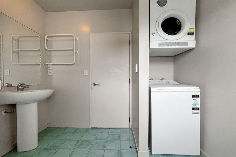 Photo of property in 16/30 Hanson Street, Mount Cook, Wellington, 6021