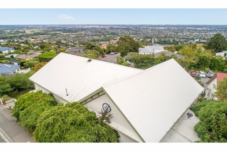 Photo of property in 1/95 Dyers Pass Road, Cashmere, Christchurch, 8022