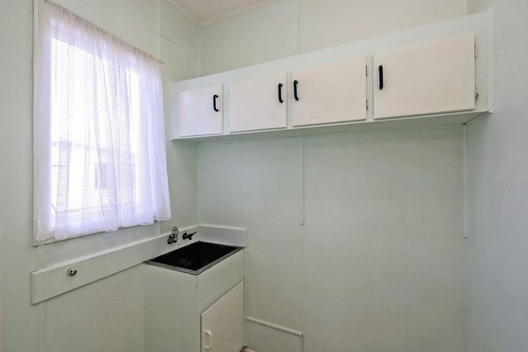 Photo of property in 104 Wilson Road, Flaxmere, Hastings, 4120