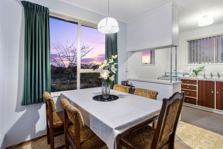 Photo of property in 18 Anich Road, Massey, Auckland, 0614