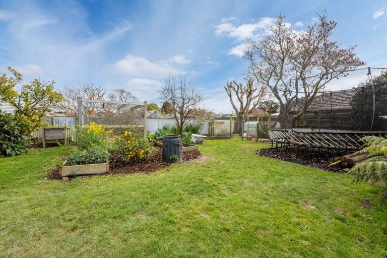 Photo of property in 13 Brook Street, Waiwhetu, Lower Hutt, 5010