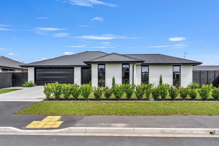 Photo of property in 54 Ashbury Drive, Tinwald, 7774