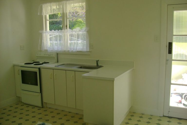 Photo of property in 2 Jessie Street, Parahaki, Whangarei, 0112