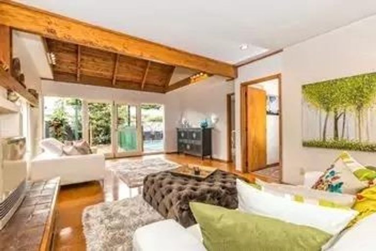 Photo of property in 150 Edinburgh Street, Pukekohe, 2120