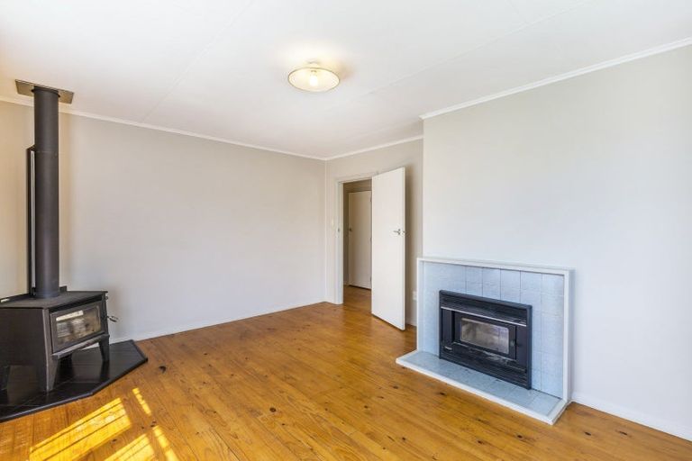 Photo of property in 9 Te Wharekaihua Grove, Turangi, 3334