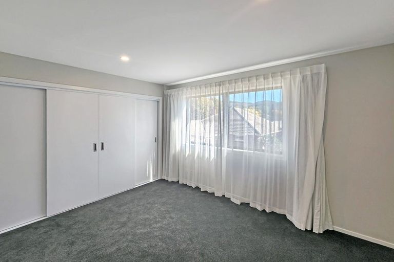 Photo of property in 5 Bathurst Street, Silverstream, Upper Hutt, 5019