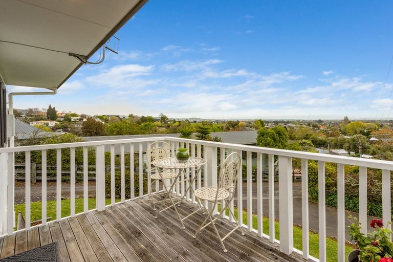 Photo of property in 61b Joll Road, Havelock North, 4130