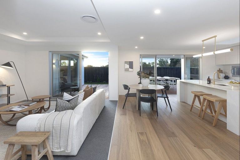 Photo of property in 13 Meadow Stream Drive, Casebrook, Christchurch, 8051