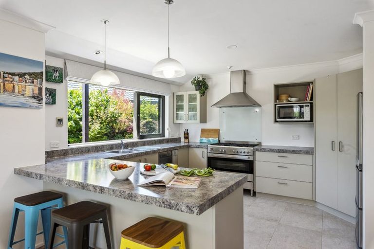 Photo of property in 25 Stella Court, Paraparaumu, 5032