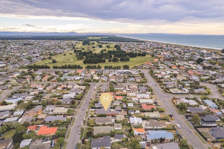 Photo of property in 38 Royalist Avenue, North New Brighton, Christchurch, 8083