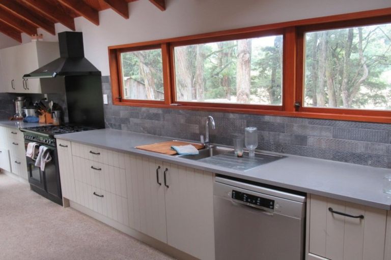 Photo of property in 306 Muhunoa Road East, Ohau, Levin, 5570