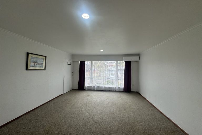 Photo of property in 23 Southsea Crescent, Silverdale, Hamilton, 3216