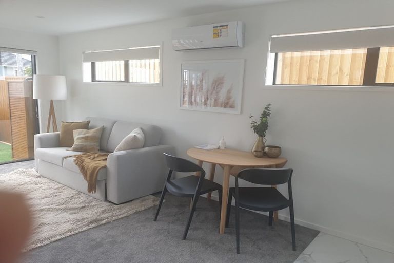 Photo of property in 10/87 Taikata Road, Te Atatu Peninsula, Auckland, 0610