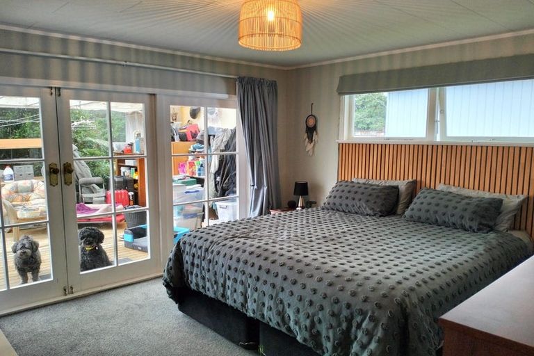 Photo of property in 27 Ngahere Street, Stokes Valley, Lower Hutt, 5019