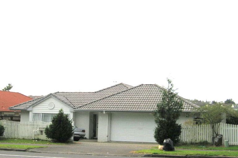 Photo of property in 258 Cascades Road, Botany Downs, Auckland, 2010