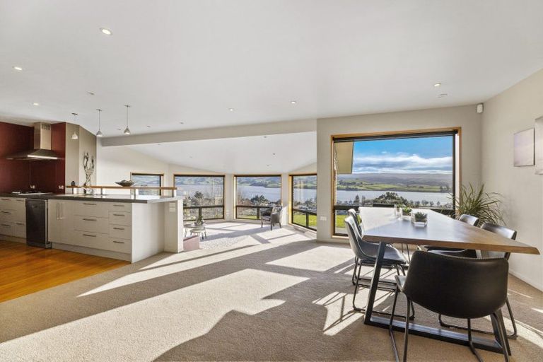 Photo of property in 14 Kingsgate Lane, Waihola, Milton, 9073