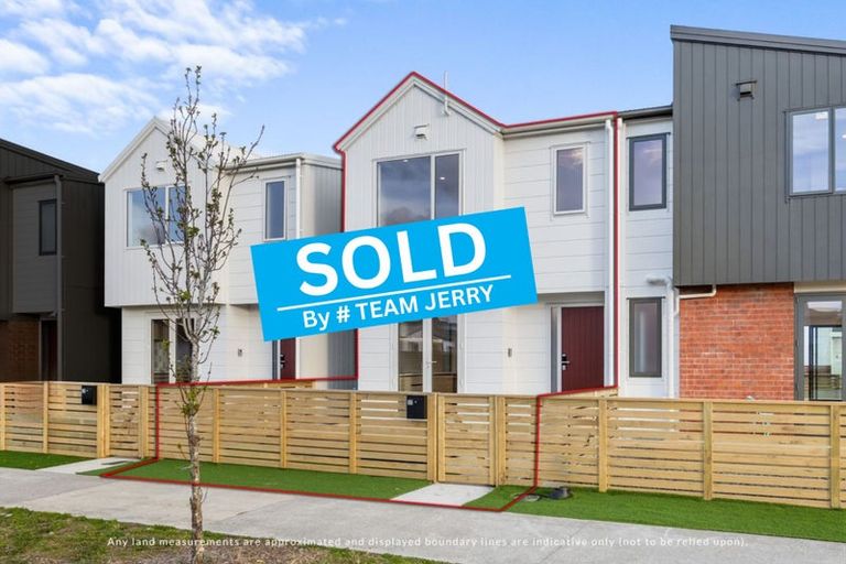 Photo of property in 32 Corporal Street, Papakura, 2110